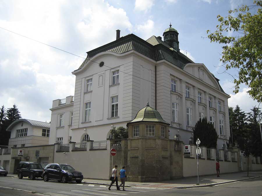 Komerční banka Kolín